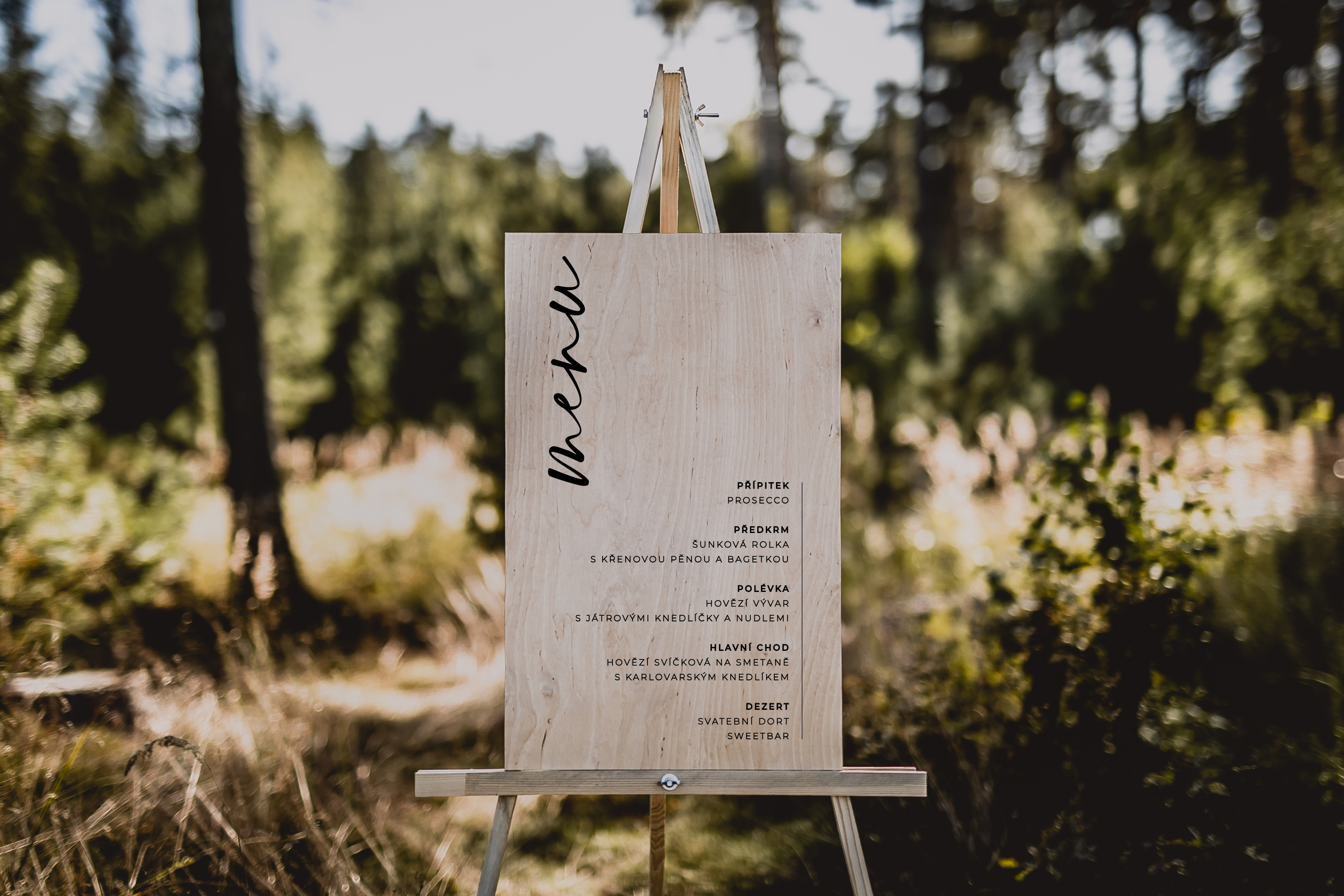 Dřevěné svatební menu z přírodní březové překližky